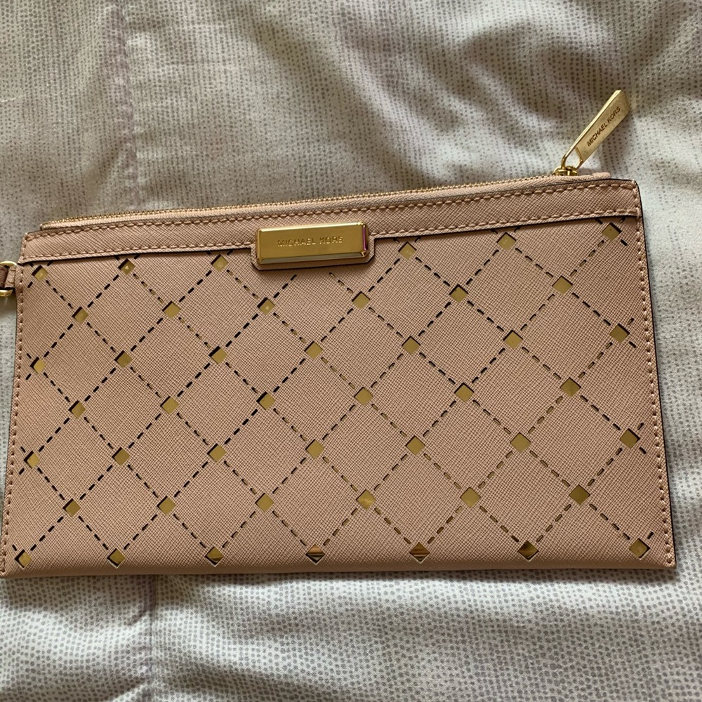 Michael Kors Wristlet
